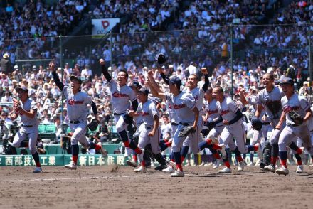 京都国際、タイブレークでの初優勝　「タイムリーなき」甲子園決勝【甲子園2024】