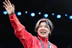 顔面骨折のままパリ五輪金の日本人「そりゃ痛かったわけだ！」　レスリング鏡がまさかの告白