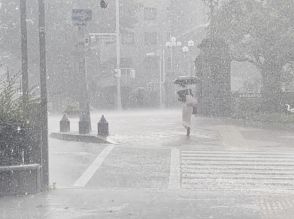 大粒の雨が激しく打ち付ける…東海3県は25日夜にかけ“ゲリラ雷雨”に警戒 台風10号への備えも進む