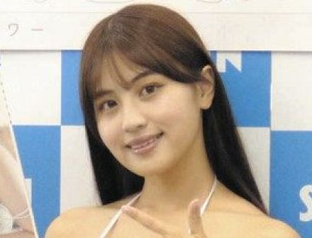 野球好きグラドル花咲楓香、目標は始球式！？ ファースト写真集「大胆なカットもたくさん」「知名度を上げることが大事」