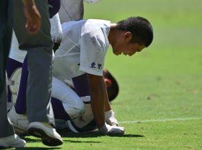 号泣は取材時も止まらず「先輩に…申し訳ない」“打てば逆転サヨナラ甲子園優勝”で三振「初球からいけ」関東一2年バッターの後悔と誓いとは