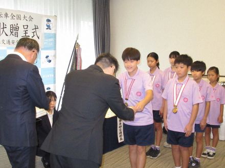 埼玉の小学校が優勝　交通安全こども自転車全国大会　毎日2時間練習