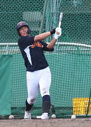 【Ｕ18】「危なーい！」高校通算19発智弁和歌山・花田悠月が合宿初日に木製バットで場外弾連発