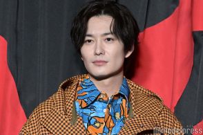 岡田将生、前髪ぱっつんボブショット披露「美人さん」「ギャップがすごい」と反響