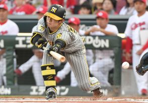 【阪神】またバントが…岡田監督、初回から苦笑い　中野拓夢がエンドラン＆バント失敗