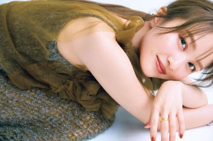 ＜百田夏菜子＞30歳、“キレイめお姉さん風”スタイルにも挑戦　「美的」で“美しすぎる三変化”