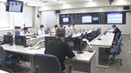 台風10号に備え鳥取県が情報連絡会議　東側通貨でも大雨の恐れ　平井知事が警戒呼びかけ