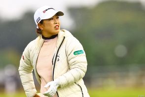 【速報】西郷真央ダボ→3バーディ　通算３アンダーで後半へ　首位と３打差／全英女子