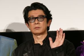 「箱男」27年越し公開――永瀬正敏「言葉にならない」、浅野忠信は箱の中で“パンイチ”？