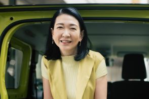 紺野美沙子さんの意外すぎる現在の愛車とは？ イケイケだった頃の真っ赤なベンツとの思い出などを語る（後編）