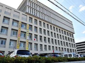 女子生徒を盗撮…高校教諭の男逮捕　勤務する高校の合宿棟の女子浴場脱衣室に侵入し小型カメラ設置　生徒がカメラ発見し、教頭が110番　「カメラを設置したことは間違いない」と話す36歳