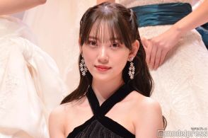 堀未央奈、キャミソールから美ウエストのぞく 韓国満喫ショットに「美しい」「憧れのスタイル」と反響