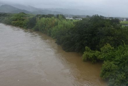 東海地方、愛知を中心に大雨　越水や冠水相次ぐ　台風10号影響