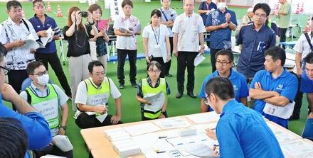 本島での大規模災害に備え　北部12市町村と沖縄県、国が訓練　救援物資の輸送、拠点運営のスキル学ぶ