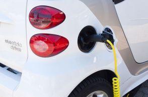 米国、電気自動車充電所などに５億ドル投入…「電気自動車インフラ投資」