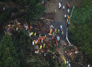 「早く救出されてほしい」　愛知土砂崩れ、男女4人の救助作業続く