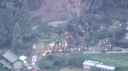 【速報】蒲郡市土砂崩れ3人目を救助　意識と呼吸なし　残る2人の救助に全力