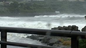 【中継】台風10号の暴風域に入っている鹿児島・枕崎市では…台風には慣れている人たちも今までにない早さで避難所に向かう