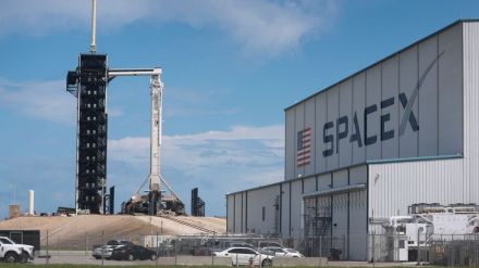 米スペースＸの「ポラリス・ドーン」、天候不順で打ち上げ再延期　民間初の船外活動を予定