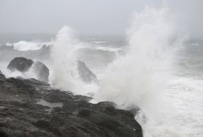 台風10号、自民総裁選や立憲代表選にも影響　出馬表明の延期も