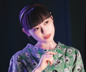 福原遥「密子という役をもっと遊びたい」 ドラマ『マル秘の密子さん』現場の様子を明かす