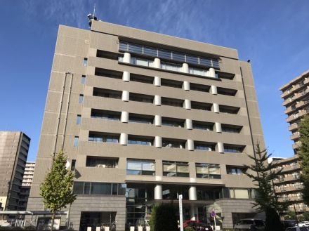 医師を装ったか…治療と思い込ませて18歳女性の自宅で体触り宿泊施設で乱暴しようとした疑い 40歳男逮捕