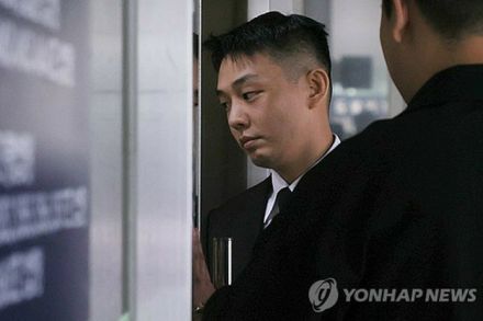 男性に性的暴行容疑の俳優ユ・アイン　警察が初の取り調べ＝韓国