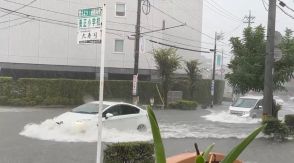 電柱折れ住宅直撃…列島縦断ノロノロ台風10号　川の氾濫や“土砂崩れ”などSNSに被害報告相次ぐ