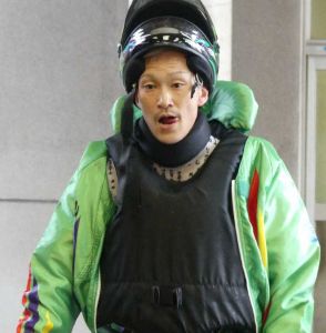 【まるがめボート　SG第70回メモリアル】西山貴浩　峰竜太に競り勝ち「いやらしさは負けない」