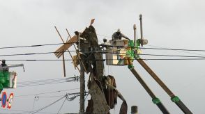 宮崎市で“竜巻”か…建物の屋根と壁がなくなり、停電に復旧メドたたず　ノロノロと台風10号列島を縦断中