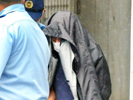 介護必要な妻と2人暮らし、77歳夫に何が…「手で首を絞めた」殺人容疑で送検　死因は窒息　阿久根署