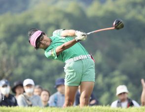 １３歳の須藤弥勒はツアー２戦目で瞬間的に首位も最下位でハーフターン　前半４０