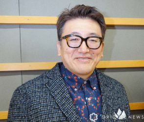 福田雄一氏、長男＆次男とともに49歳迎えた妻をお祝い　誕生日会で4ショット「久しぶりに家族揃って食事しました」