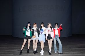 【レポート】LE SSERAFIM、4thミニアルバム『CRAZY』リスニングパーティにサプライズ登場