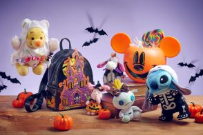 ディズニーストアのハロウィーンは、仮装姿ミッキーたちにおばけやお菓子、かぼちゃがいっぱい！