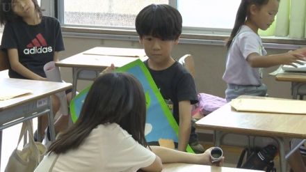 「目標は漢字やひらがなを丁寧に書く」　県内56の小中学校で2学期がスタート　山梨