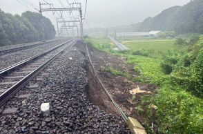 台風１０号に伴う大雨　小田急線と東海道線、３１日も一部で運転見合わせ