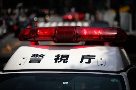 寝る前に交際相手を暴行、翌朝死亡　傷害容疑で男性を逮捕　警視庁