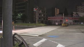 横断歩道で女性が2人乗りのバイクにはねられ重体 17歳少年らバイクの2人もケガ どちらかが信号無視か