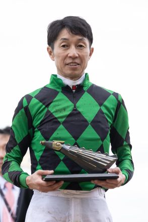 鮮やか！武豊騎手がドナベティで札幌リーディングへ向け大きな１勝／アジア競馬連盟Ｔ