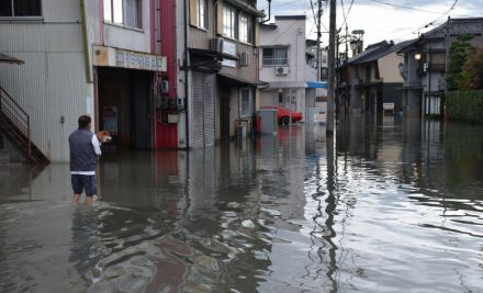 下水から「ボコボコ」　あっという間に家浸水　氾濫の岐阜・大垣