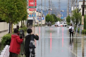 線状降水帯、川氾濫、緊急安全確保…台風10号で大荒れの東海地方