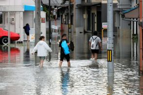 台風10号で6人死亡、127人けが　東日本では線状降水帯に警戒