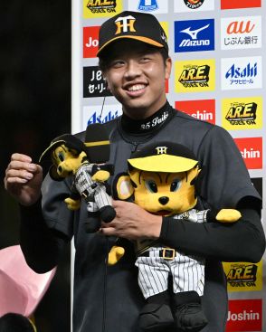 【阪神】「おまえ、勝ち投手か？」岡田監督にいじられ…才木浩人５連打浴びるも２失点で修正11勝