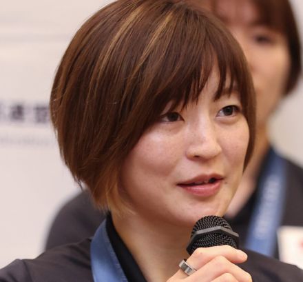 柔道金メダリスト角田夏実が沖縄の海で生足披露!?「ちょとだけ海を堪能。せっかくだから」