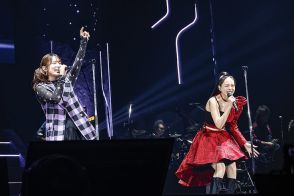 【ライブレポート】「アニサマ」2日目は開幕ハルヒで大歓声、トリの内田真礼はヒーローに囲まれ笑顔満開