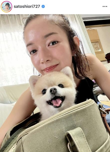 佐藤栞里、「帰省しました」愛犬とのデコ出し２ショに反響！「天使すぎてキュン」「可愛くて綺麗すぎ」の声