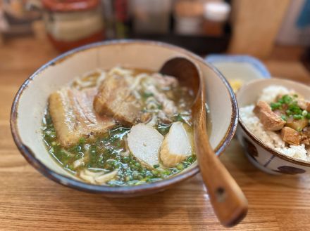 東京で沖縄そばを食べるならココに行け！都内で味わえる美味しい「沖縄そば」の店3選