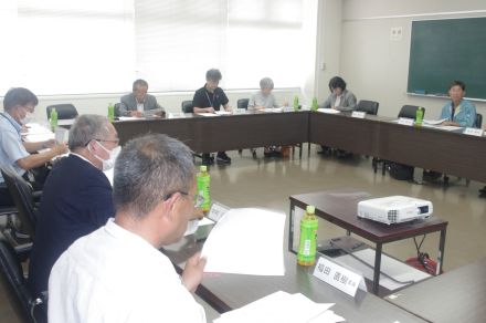 津山市環境政策審議会　本年度1回目　11人が意見交わす／岡山・津山市