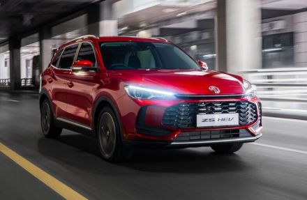 MG、新型ハイブリッドSUV「ZS Hybrid+」発表…燃費20km/リットル